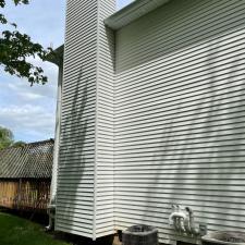 House Wash and Gutter Cleaning and Brightening in Sleepy Hollow, IL 4